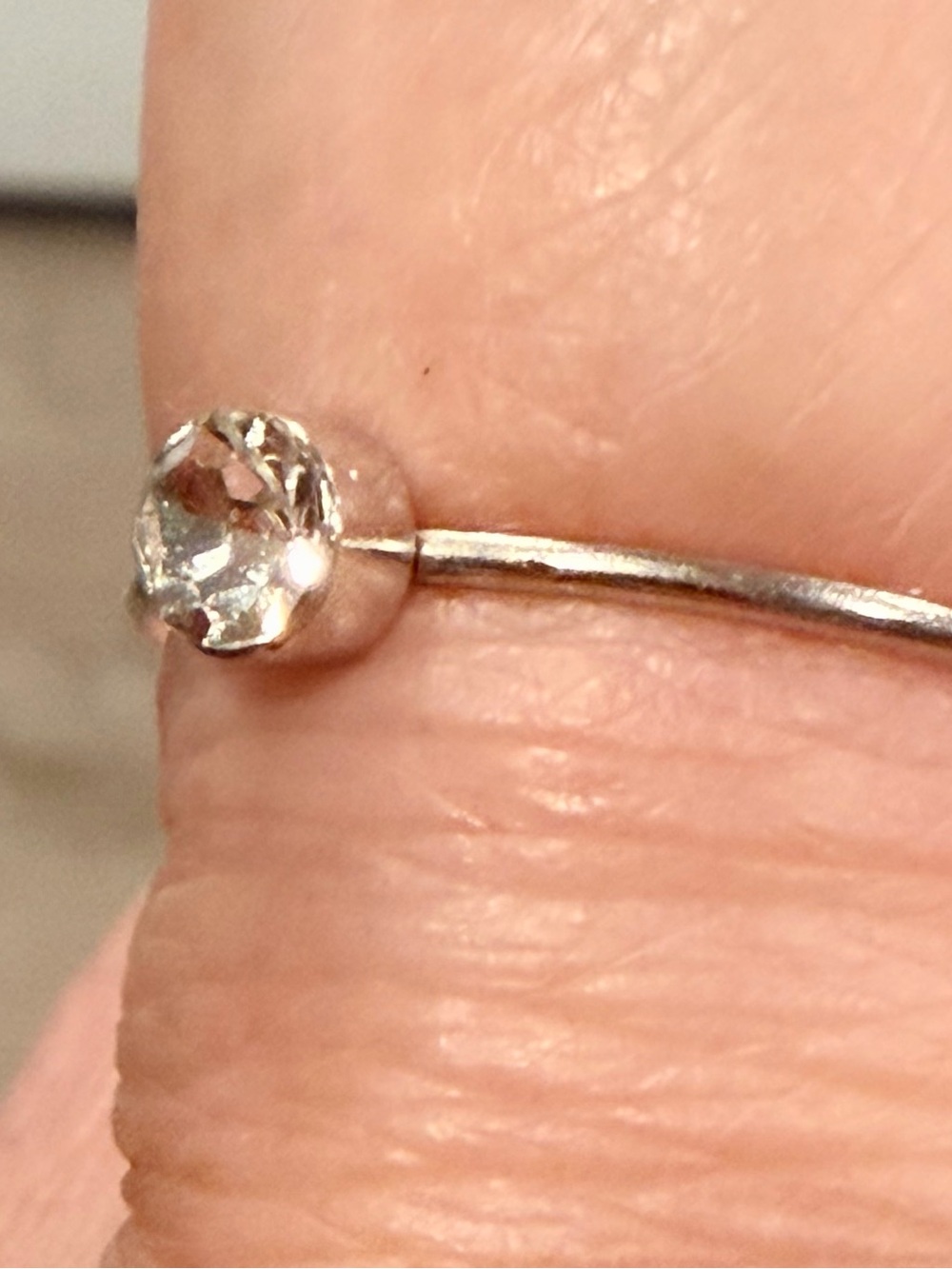 Silver tone Solitaire round cut Crystal Stackable Ring size 8